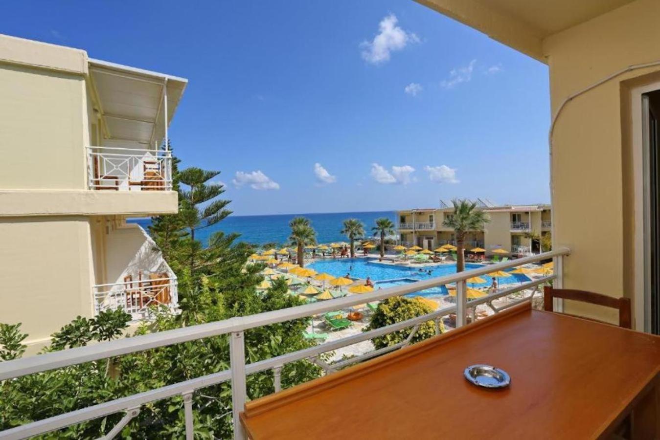 Eri Beach & Village Hotel Hersonissos  Dış mekan fotoğraf