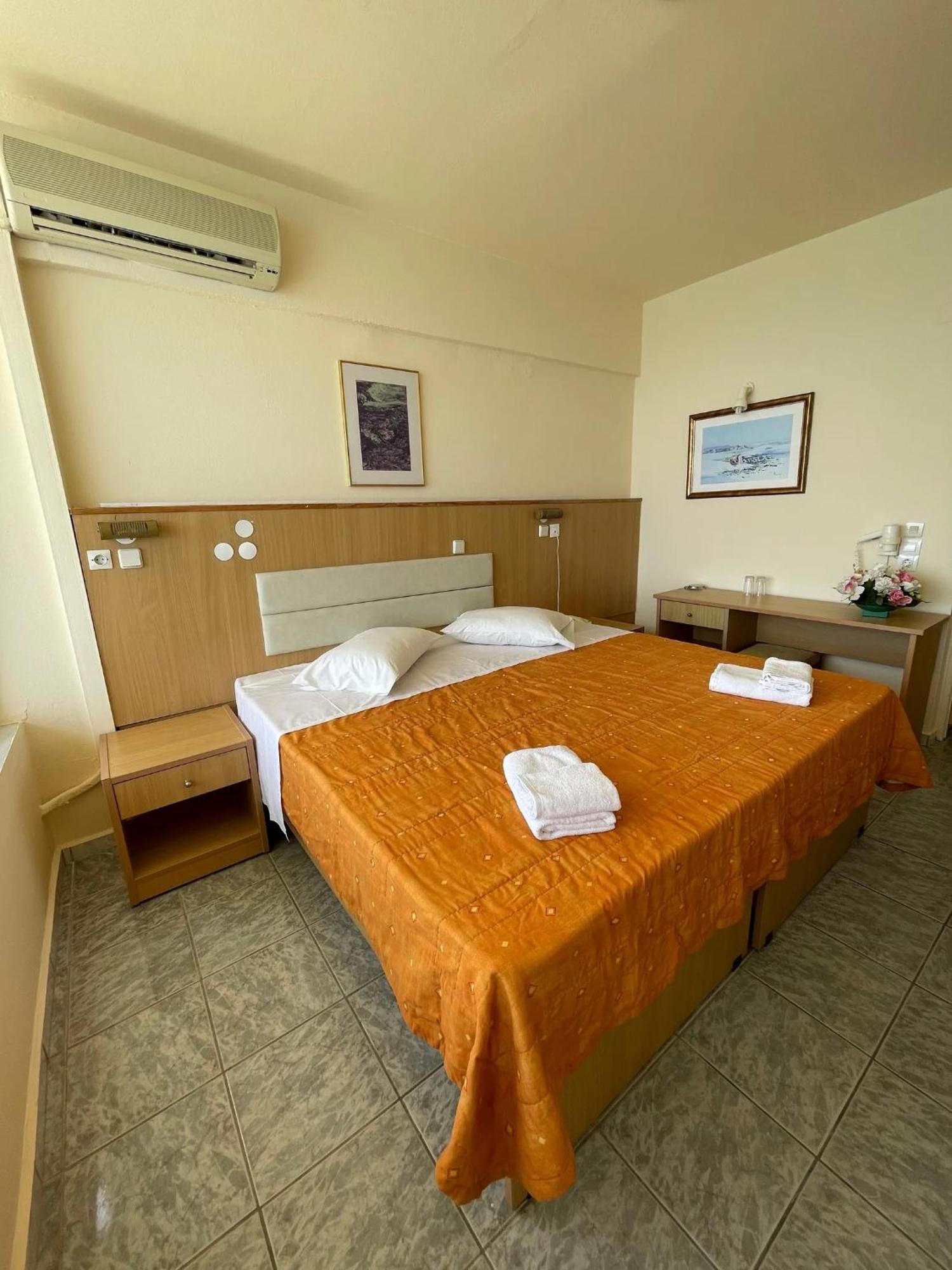 Eri Beach & Village Hotel Hersonissos  Dış mekan fotoğraf
